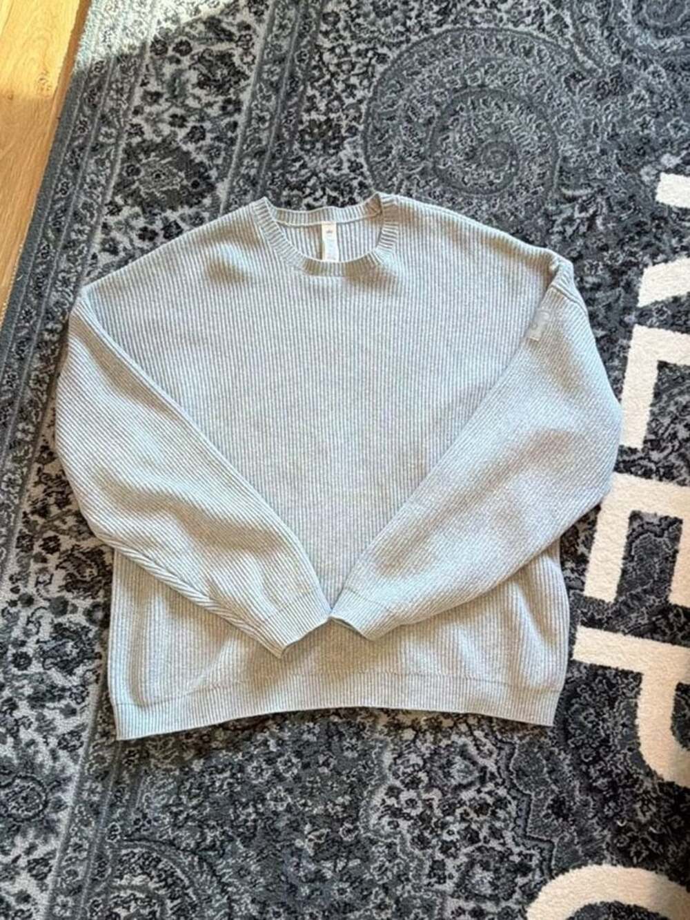 Alo Yoga Ribbed Long Sleeve Cropped Pullover Sweater Light Gray Size L
